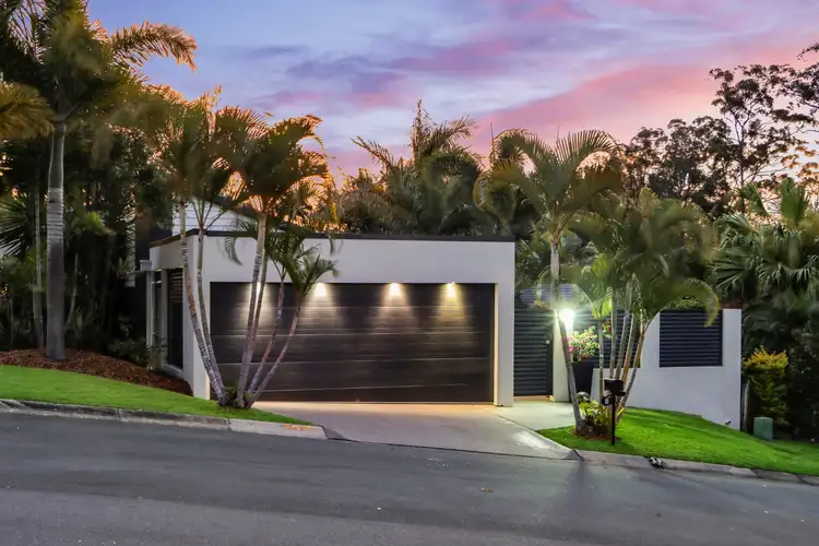 2 Henley Court, Robina QLD 4226