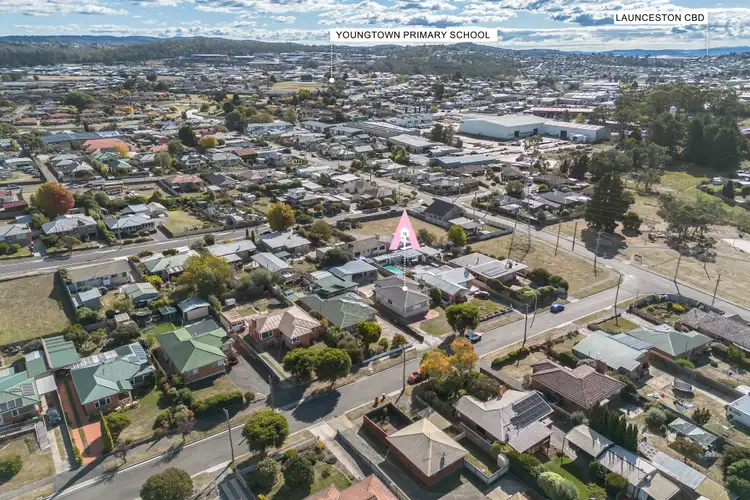 8 Chestnut Road, Youngtown TAS 7249