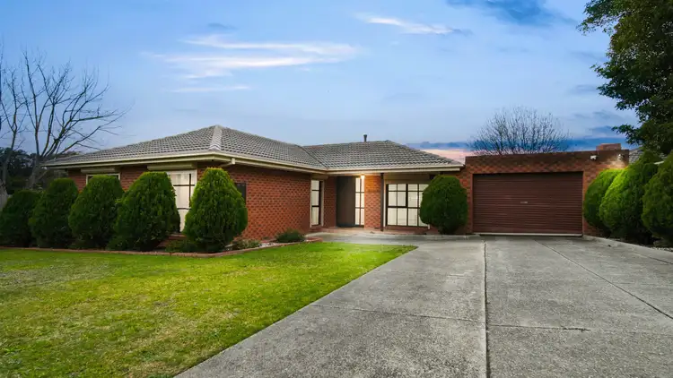 1 Leith Court, Endeavour Hills VIC 3802