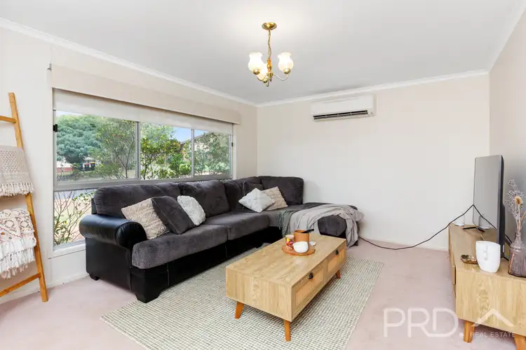 Fifth view of Homely house listing, 7 Cedar Crescent, Tumut NSW 2720