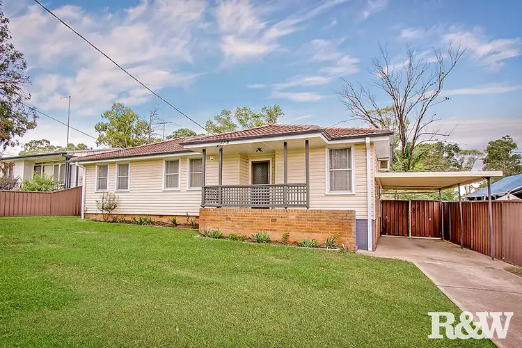 31 Torres Crescent