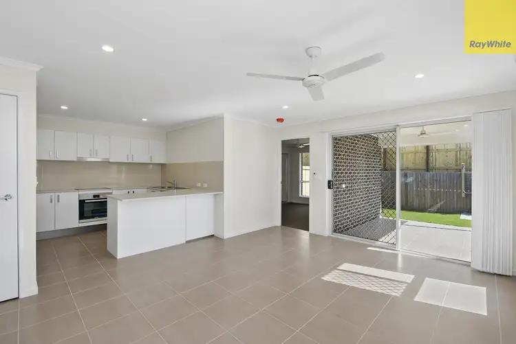 2/10 Weyba Street, Morayfield QLD 4506