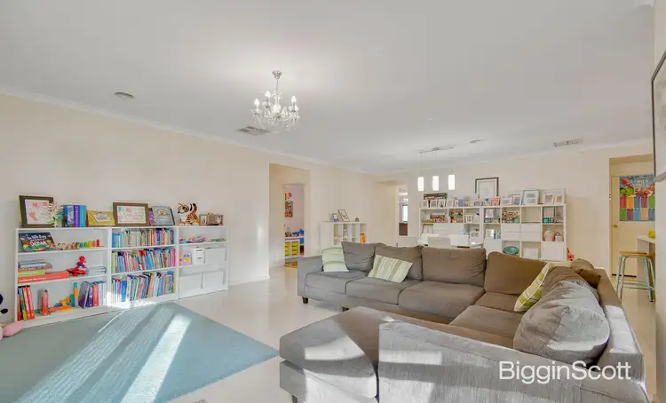 Second view of Homely house listing, 8 Laburnum Street, Berwick VIC 3806