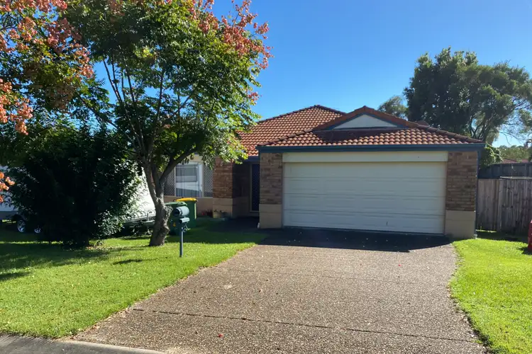 4 Clandon Street, Heritage Park QLD 4118