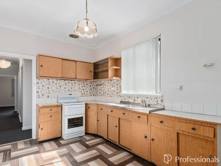 Fifth view of Homely house listing, 5 Bernice Way, Thornlie WA 6108