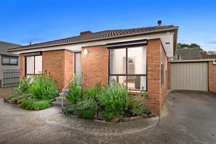 2/5 Neilson Street, Bayswater VIC 3153