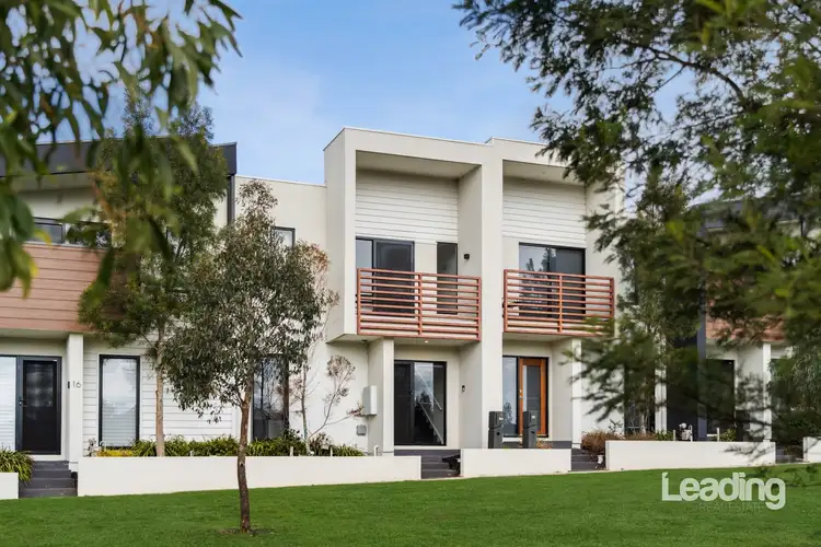 14 Collie Walk, Sunbury VIC 3429
