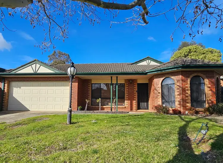 1 Abbotswood Drive, Hoppers Crossing VIC 3029