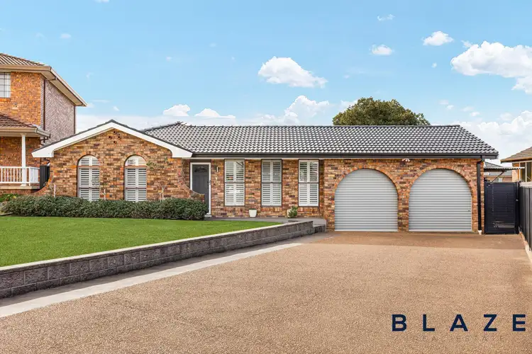5 Loxton Place, Bossley Park NSW 2176