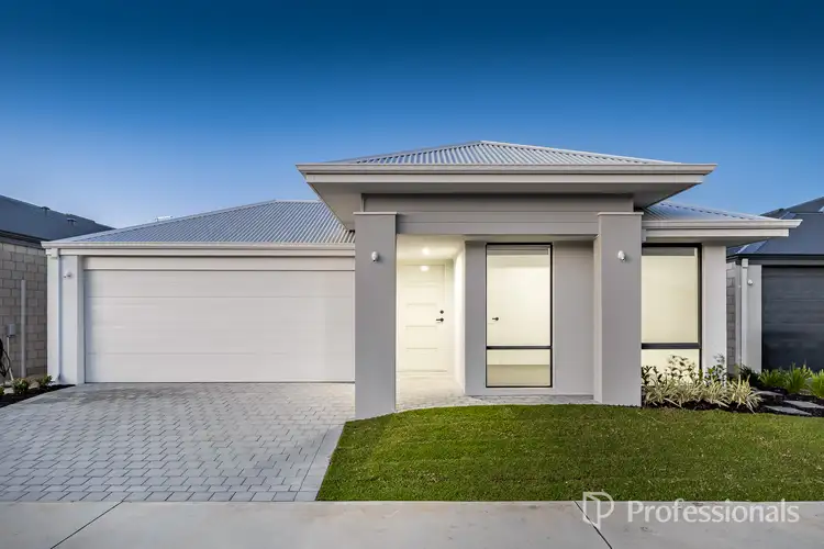 8 Hopetoun Drive, Eglinton WA 6034
