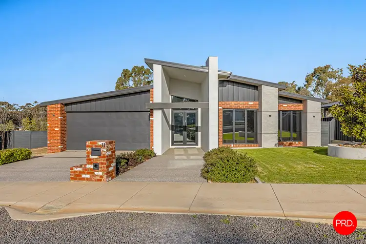 11 Smiths Road, Maiden Gully VIC 3551