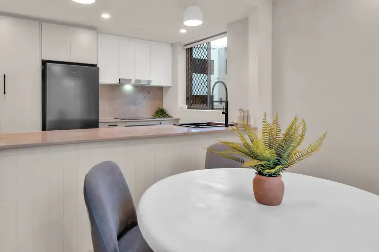 Sixth view of Homely apartment listing, 2/29 Second Avenue, Broadbeach QLD 4218