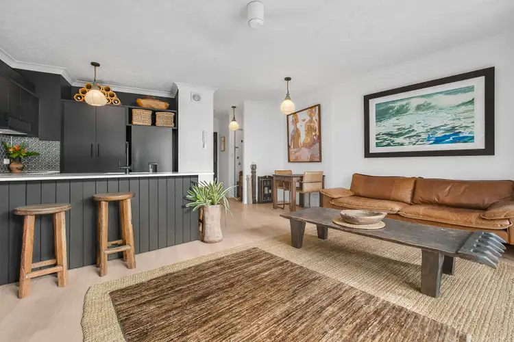 21-23 Markeri Street