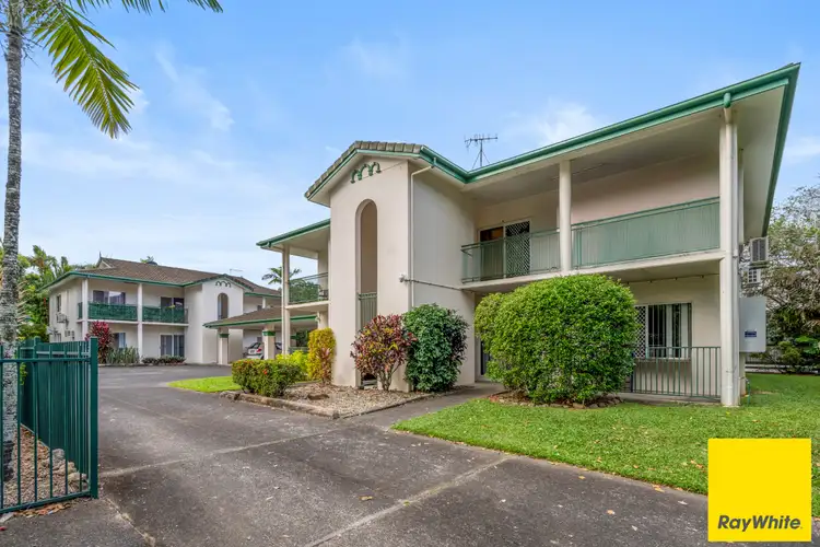 2/342-344 Mccoombe Street, Mooroobool QLD 4870