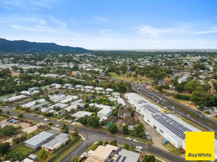 Sixth view of Homely unit listing, 2/342-344 Mccoombe Street, Mooroobool QLD 4870