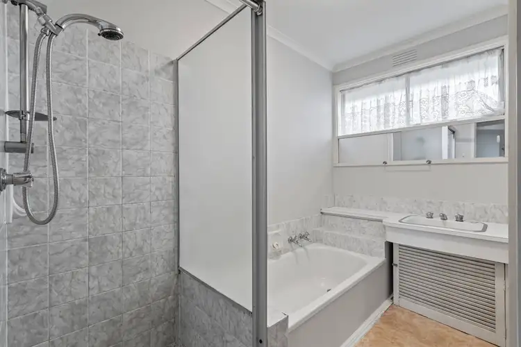 Fifth view of Homely unit listing, 2/2 Stanley Avenue, Cheltenham VIC 3192