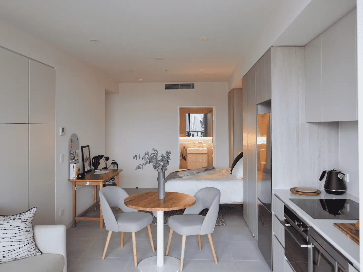 Main view of Homely studio listing, 809/101 Therry St, Melbourne VIC 3000