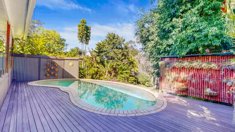 10 Wilkes Court, Tinbeerwah QLD 4563