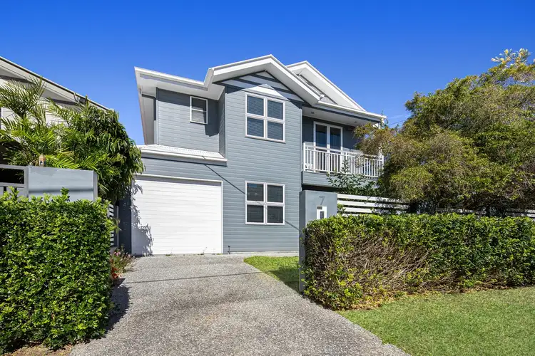 7 Hamilton Avenue, Hendra QLD 4011