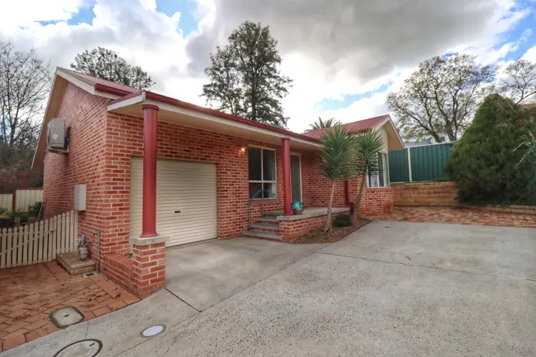 3/8 Liverpool Street, Cowra NSW 2794