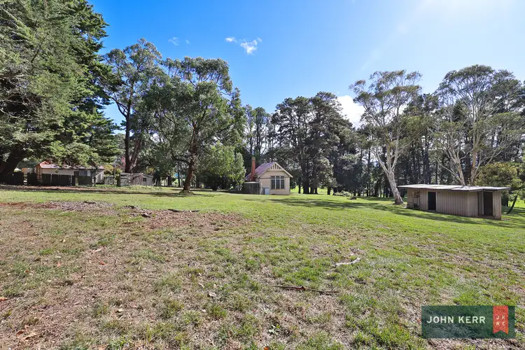 255 Old Coach Road, Moondarra VIC 3825