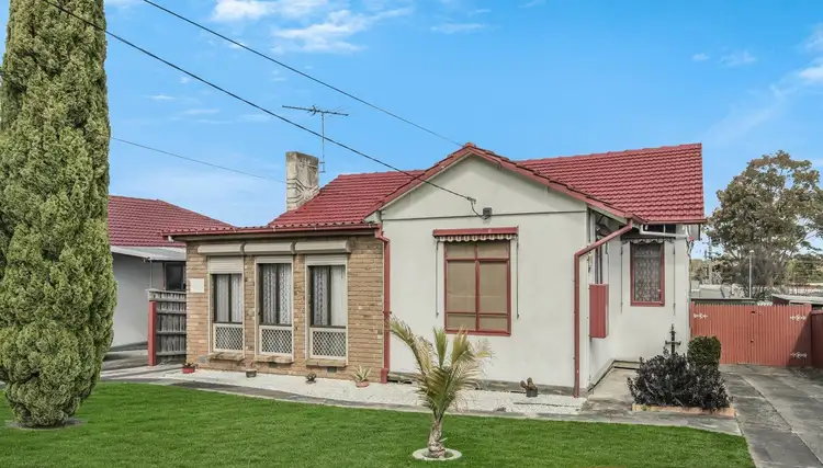 8 Eugenia Street, Doveton VIC 3177