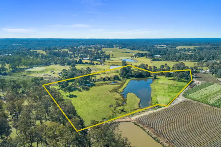 37 Hilltop Road, Tennyson NSW 2754