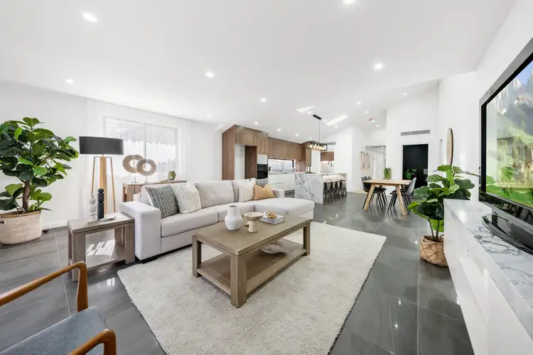 Sixth view of Homely house listing, 2 Walpole Close, Wetherill Park NSW 2164