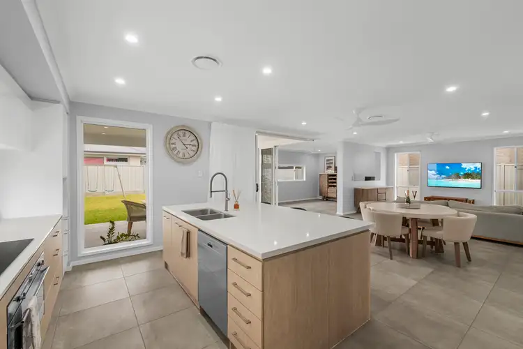 33 Ascot Circuit, Palmview QLD 4553