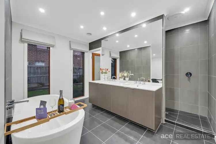 Sixth view of Homely house listing, 33 McLachlan Drive, Williams Landing VIC 3027