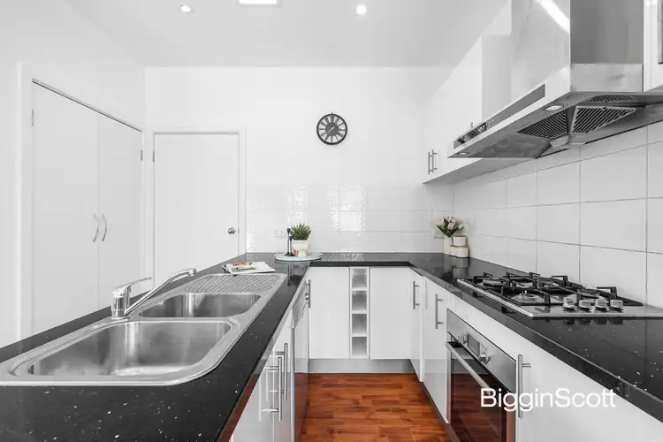 Fifth view of Homely unit listing, 2/23 Ian Crescent, Mitcham VIC 3132