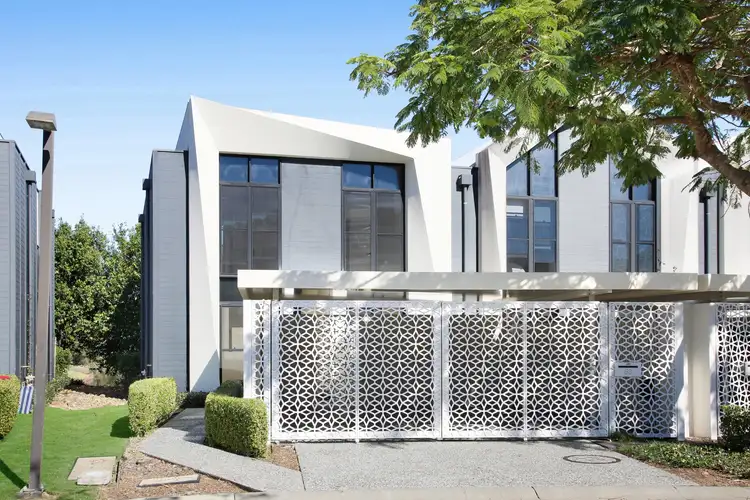 53 Peninsula Drive, Robina QLD 4226