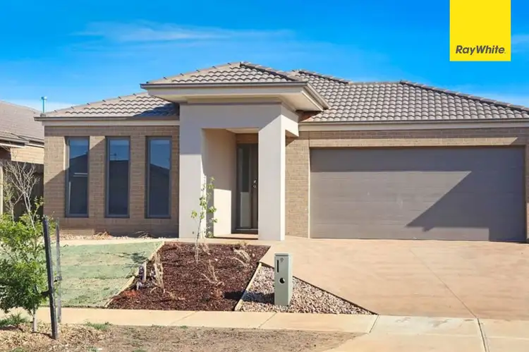 9 Fellows Street, Weir Views VIC 3338