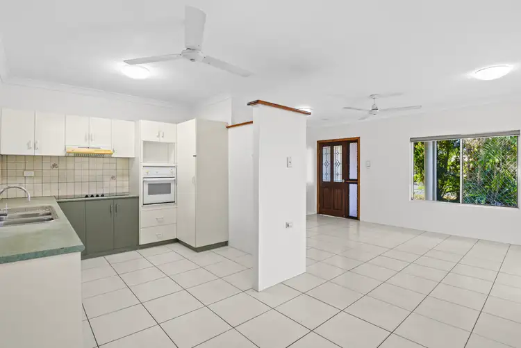 Second view of Homely house listing, 7 McCann Close, Edmonton QLD 4869