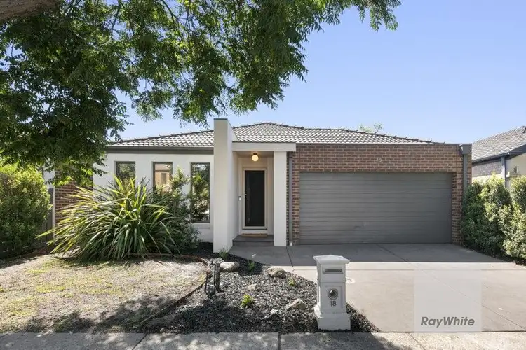 18 Brushwood Circuit