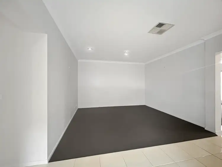 Fifth view of Homely house listing, 16 Misty Close, Berwick VIC 3806