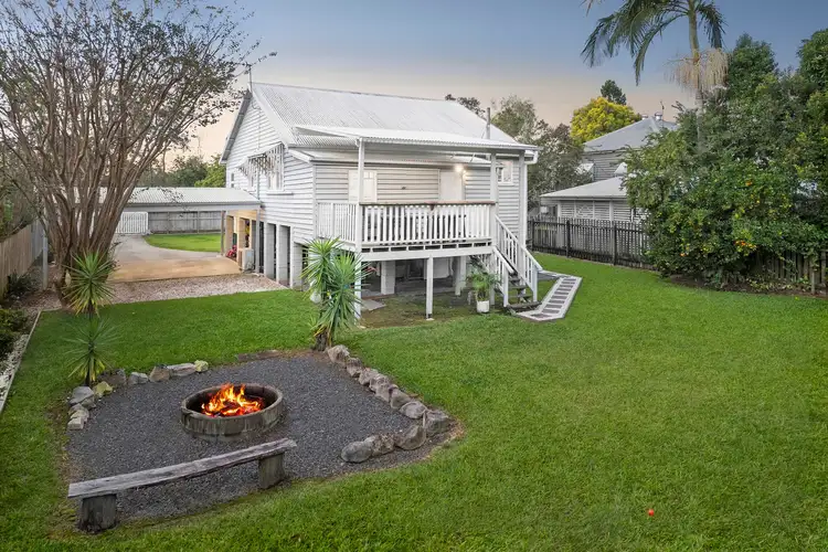 16 Diamond Street, Cooroy QLD 4563