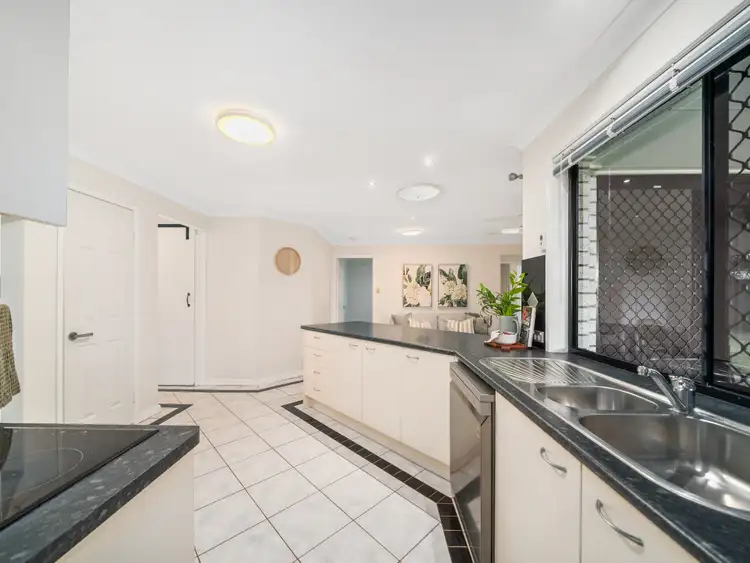 Sixth view of Homely house listing, 7 Abernant Court, Dakabin QLD 4503