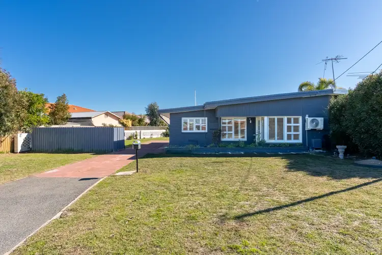 4 Tidefall Street, Safety Bay WA 6169