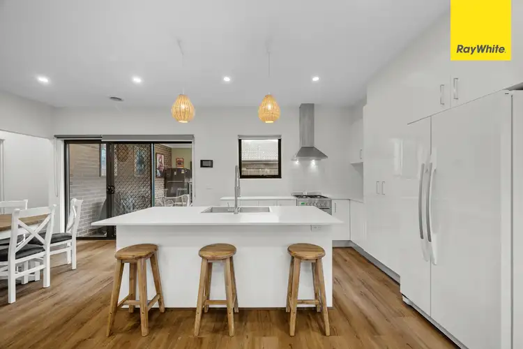 Sixth view of Homely house listing, 1/8 Cherington Place, Strathtulloh VIC 3338