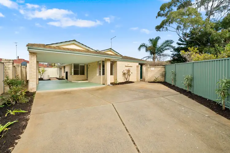 Sixth view of Homely house listing, 1/4 La Gavas Court, Halls Head WA 6210