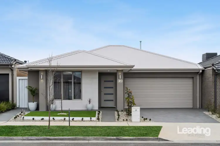 39 Ballet Crescent, Sunbury VIC 3429