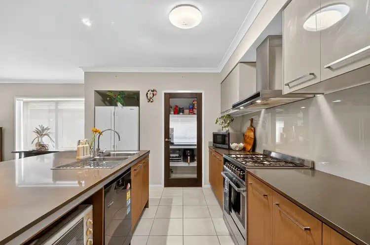 54 Denham Crescent, North Lakes QLD 4509