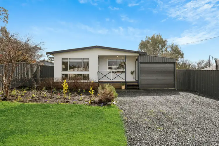 14 Stirling Road