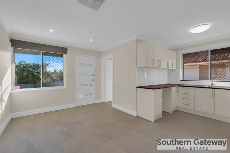 17 Sulphur Road, Orelia WA 6167