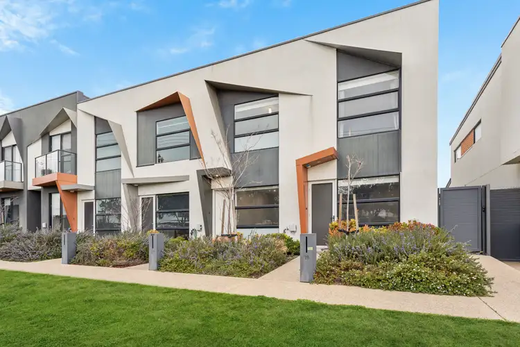 21 O'Neil Lane, St Clair SA 5011