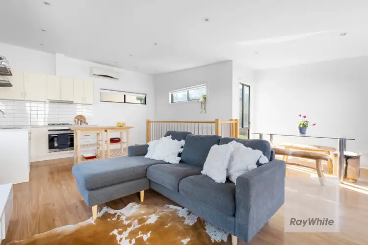 2/6 Miranda Road, Reservoir VIC 3073