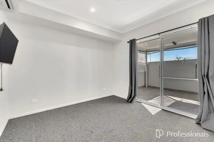 Sixth view of Homely apartment listing, 7/57 McGlinn Way, Cloverdale WA 6105