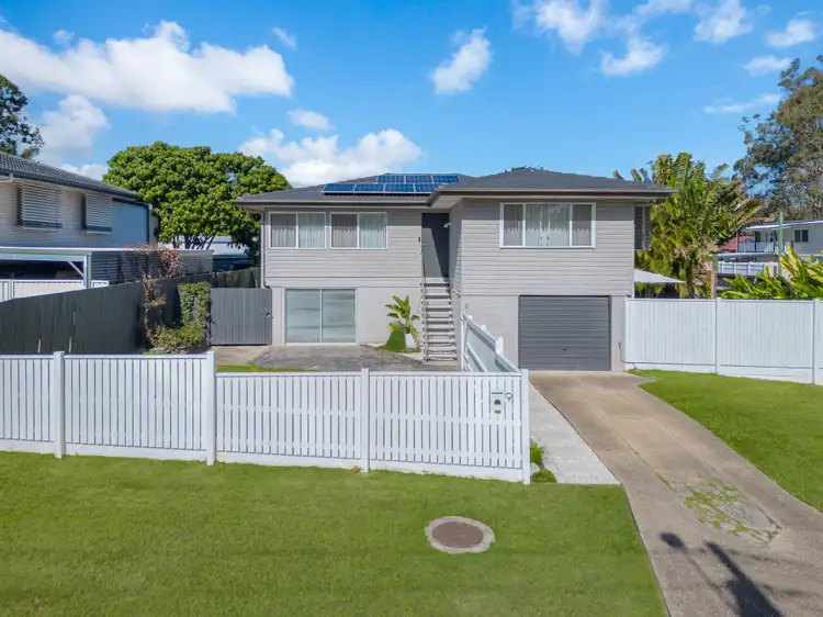 9 Dobson Drive