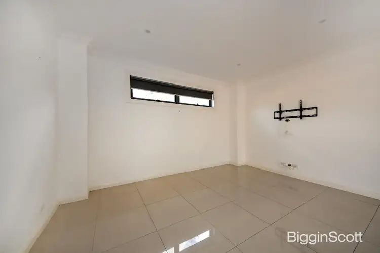 Fifth view of Homely house listing, 1/72 Foch Street, Box Hill South VIC 3128